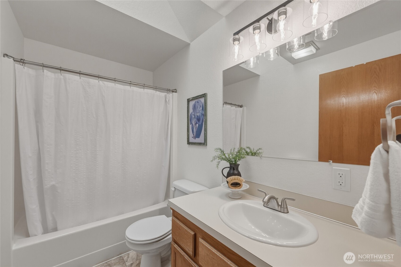 1386 Lahti Drive , Bellingham, WA 98226