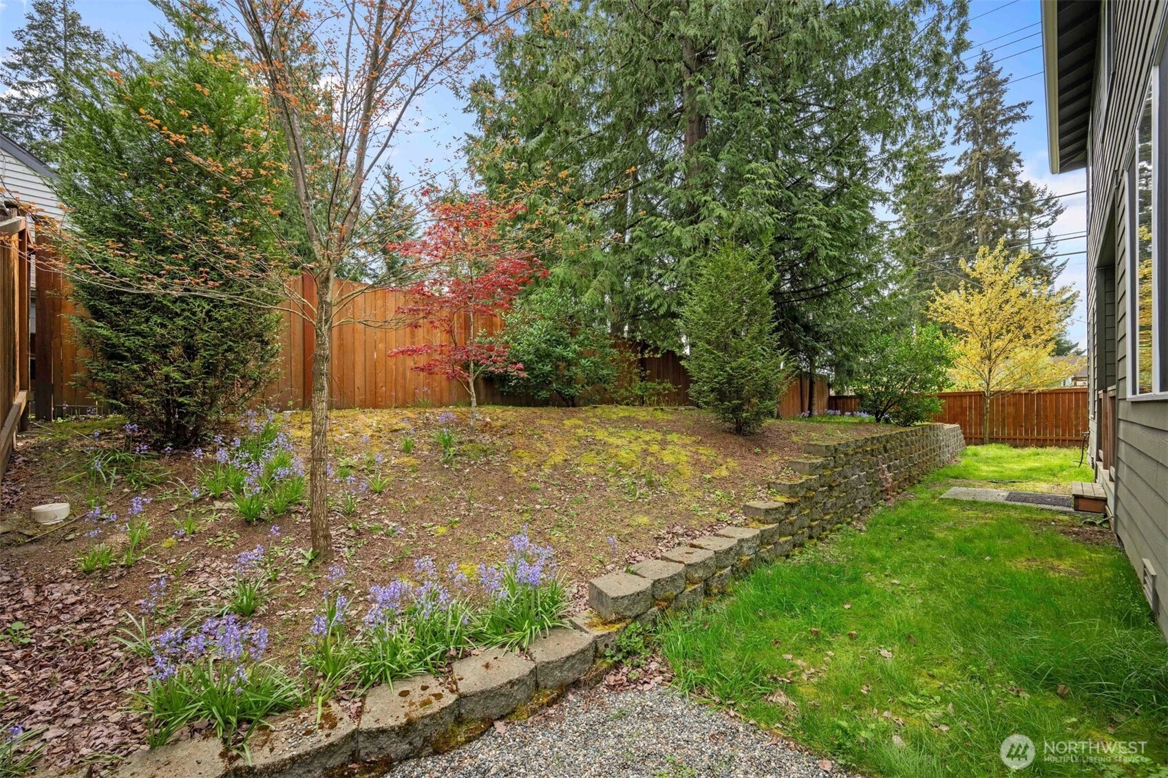 2306 NE 145th St , Shoreline, WA 98155-7309