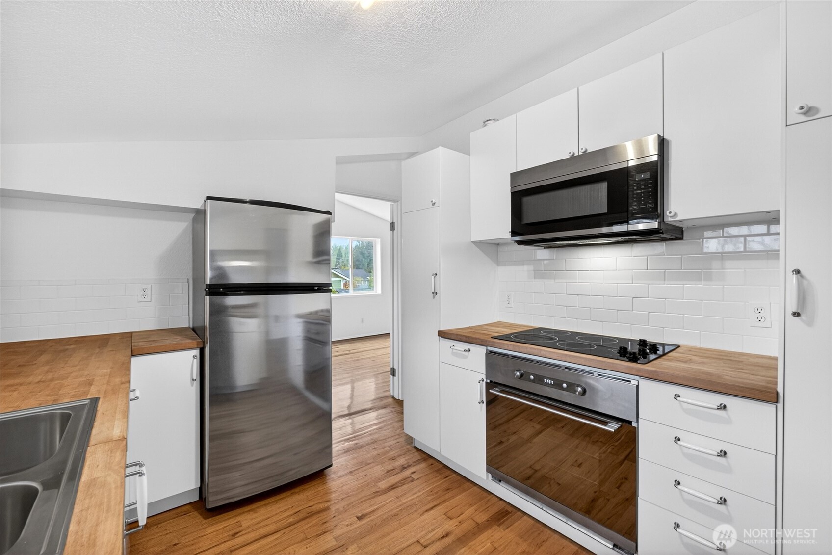 13417 22nd Lane S, SeaTac, WA 98168