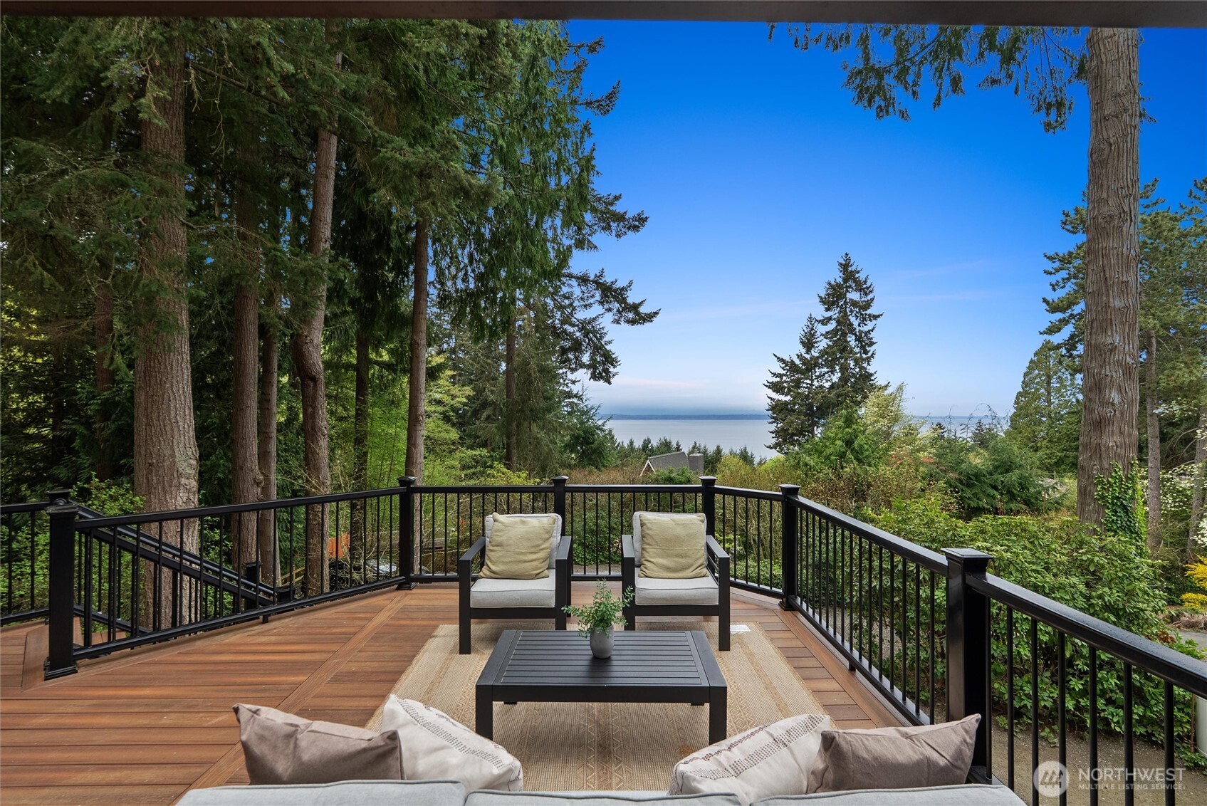 6920 160th Street SW, Edmonds, WA 98026