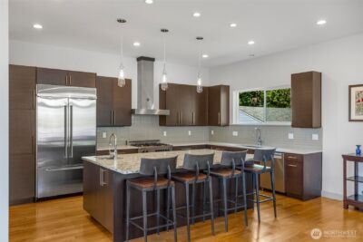 9719 Lake Shore Boulevard NE, Seattle, WA 98115 - Photo 12