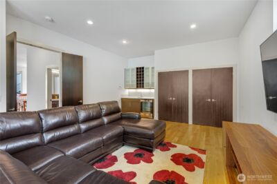 9719 Lake Shore Boulevard NE, Seattle, WA 98115 - Photo 21