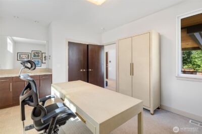 9719 Lake Shore Boulevard NE, Seattle, WA 98115 - Photo 25