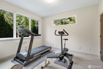 9719 Lake Shore Boulevard NE, Seattle, WA 98115 - Photo 27