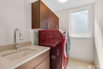9719 Lake Shore Boulevard NE, Seattle, WA 98115 - Photo 29