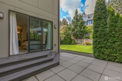 9719 Lake Shore Boulevard NE, Seattle, WA 98115 - Photo 30