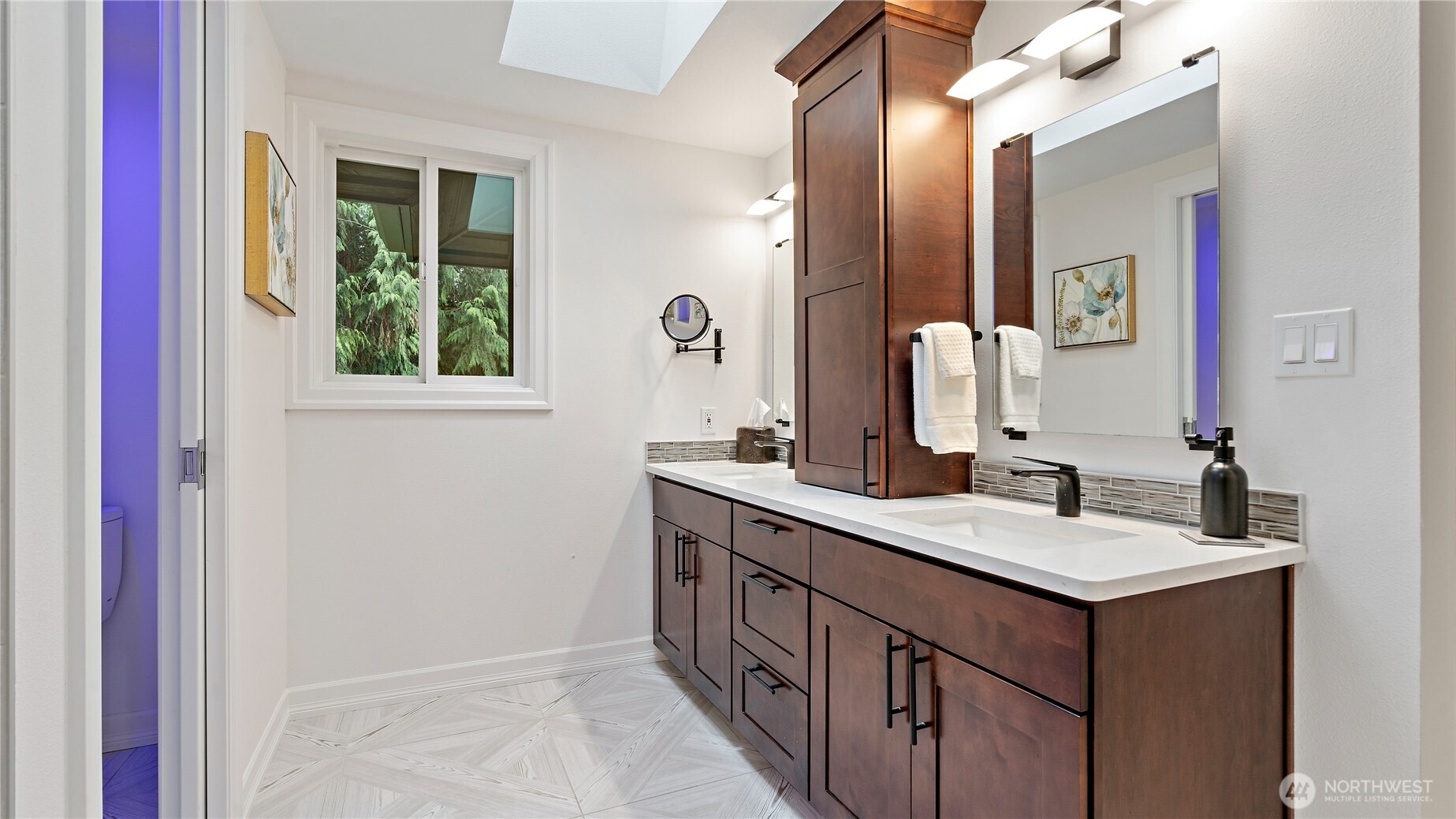 19308 224th Court NE, Woodinville, WA 98077