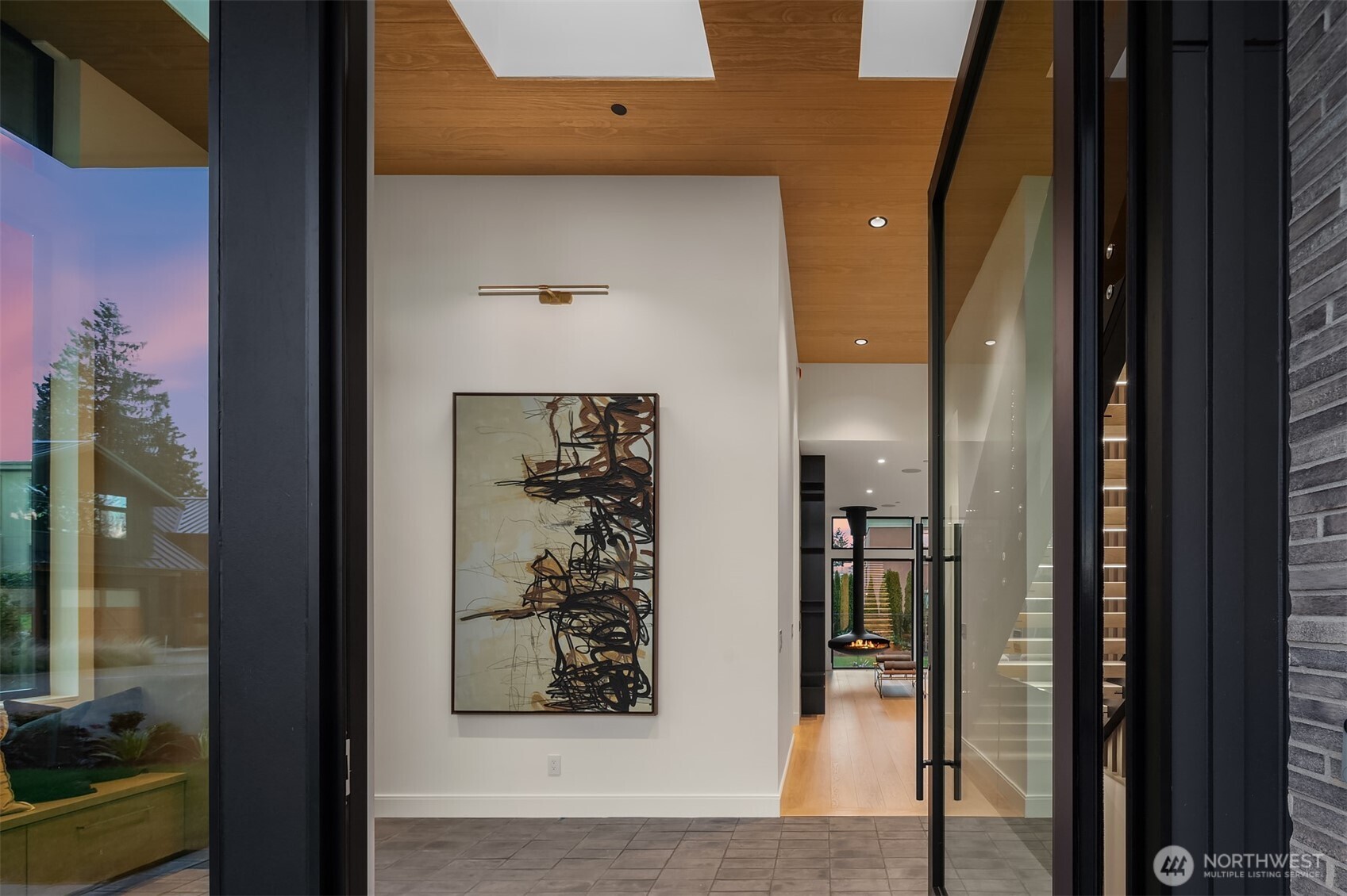 5917 104th Place NE, Kirkland, WA 98033