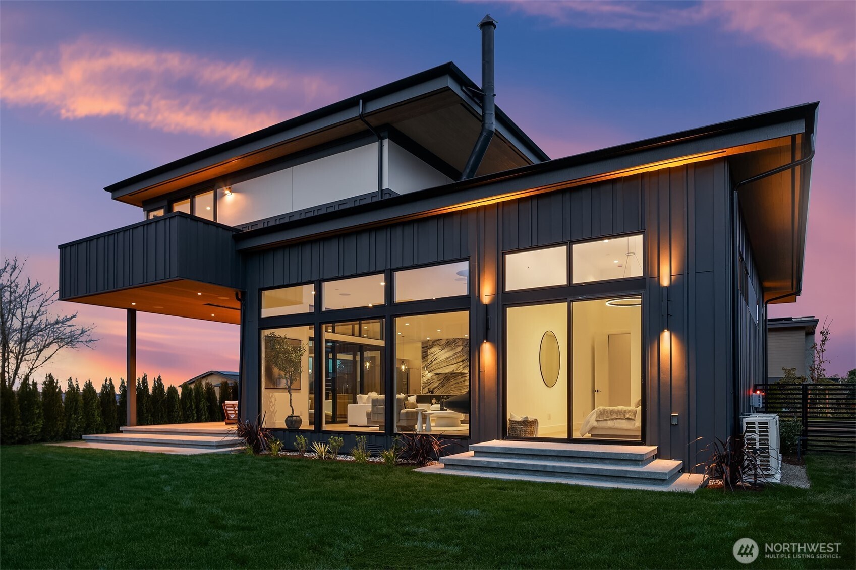 5917 104th Place NE, Kirkland, WA 98033