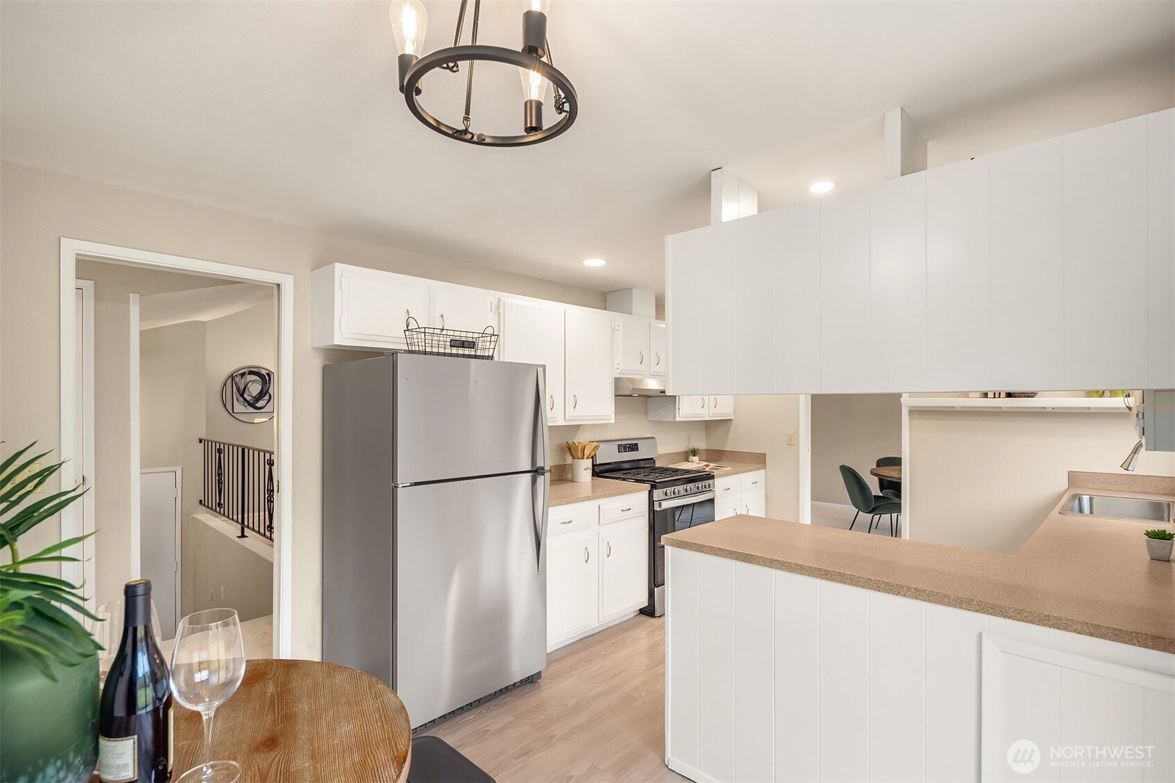 6514 113th Ave NE, Kirkland, WA 98033