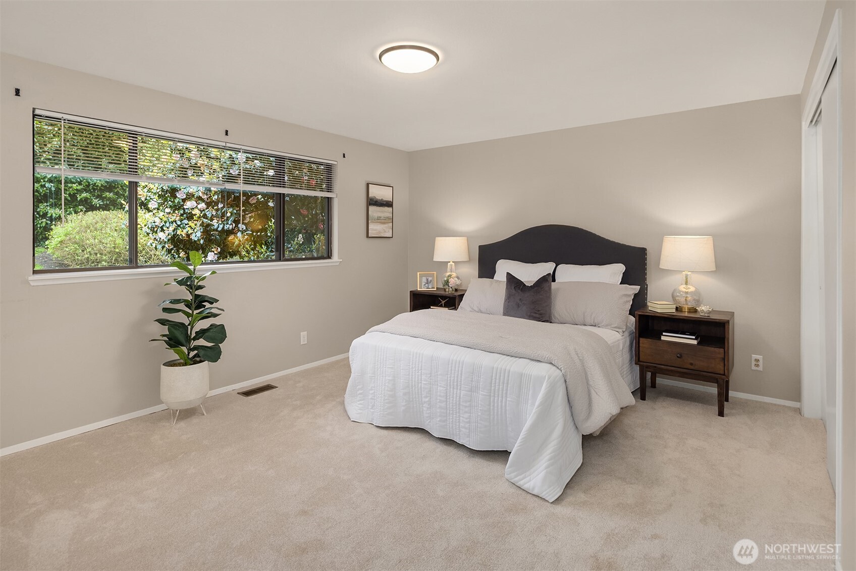 6514 113th Ave NE, Kirkland, WA 98033