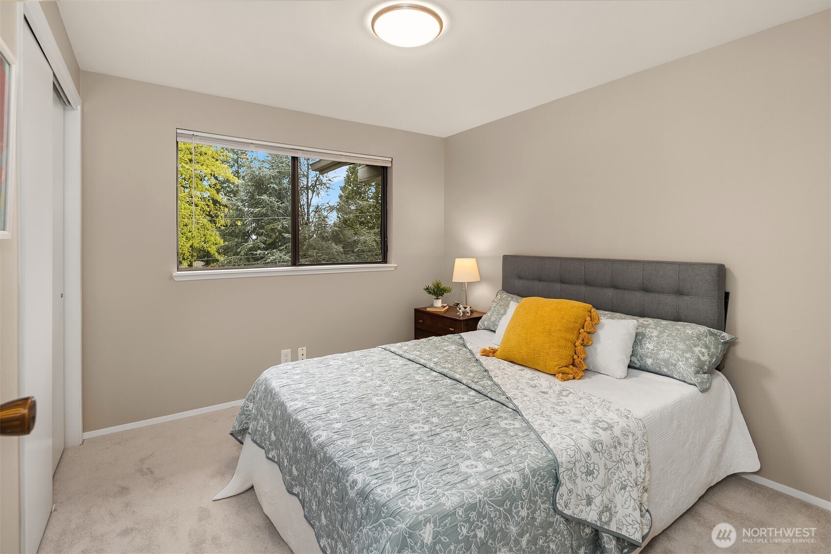 6514 113th Ave NE, Kirkland, WA 98033