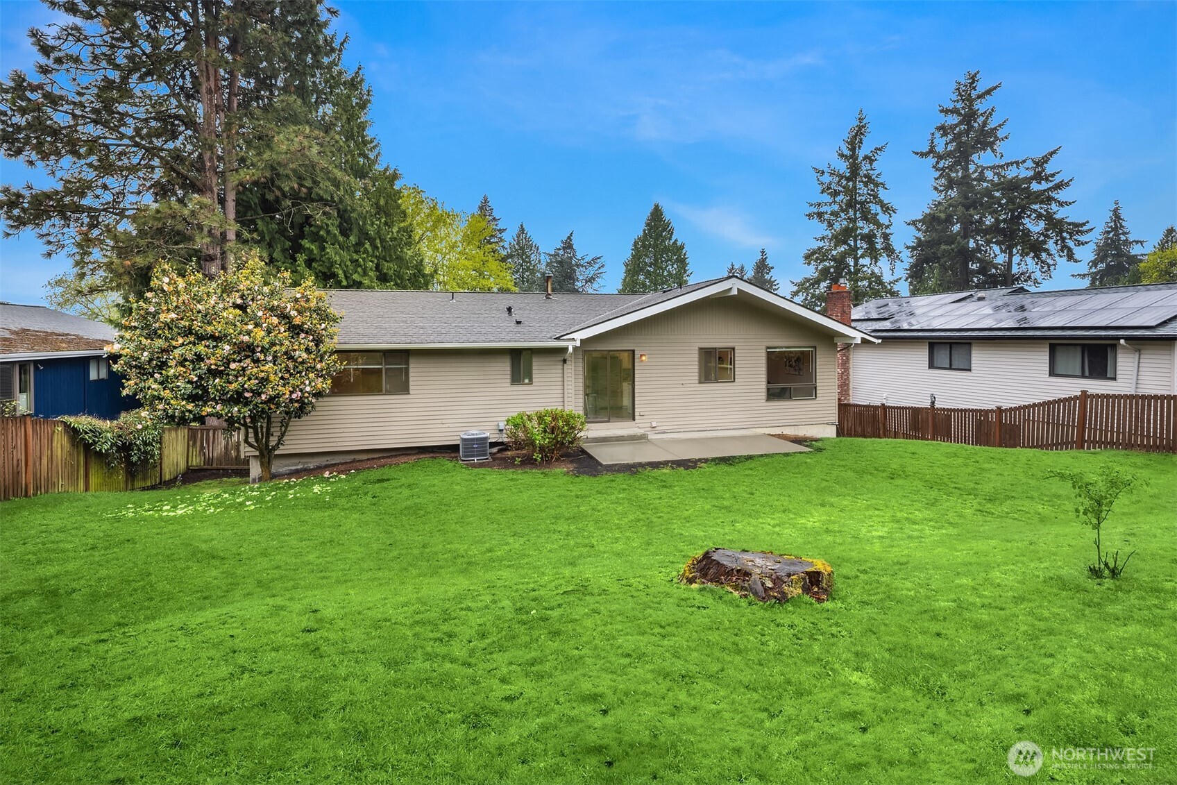 6514 113th Ave NE, Kirkland, WA 98033