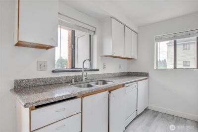 29645 18th Avenue S #C204, Federal Way, WA 98003 - Photo 6