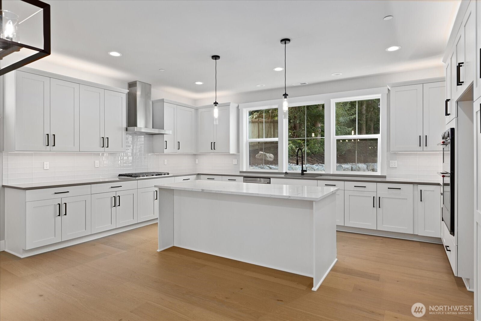 3500 Alaska Road , Brier, WA 98036