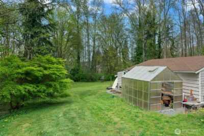 18005 83rd Avenue NE, Kenmore, WA 98028-1857 - Photo 2