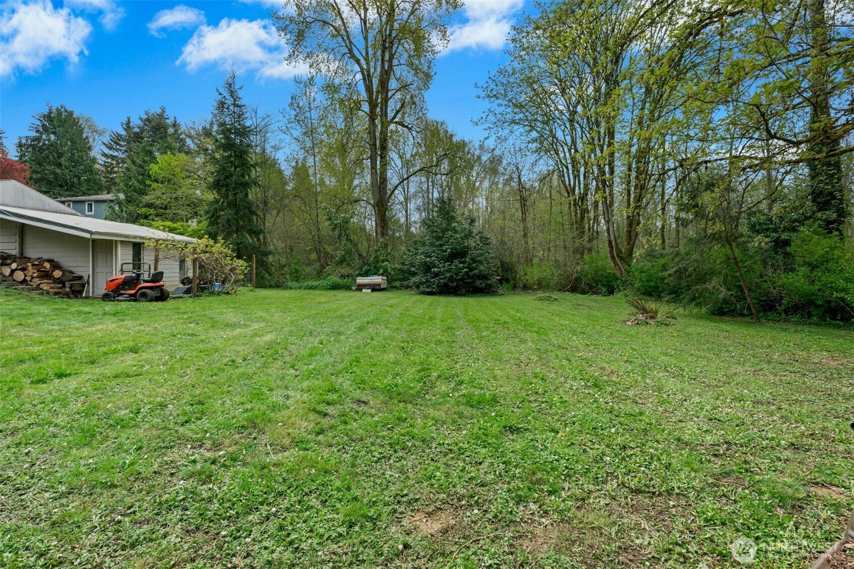 18005 83rd Avenue NE, Kenmore, WA 98028-1857