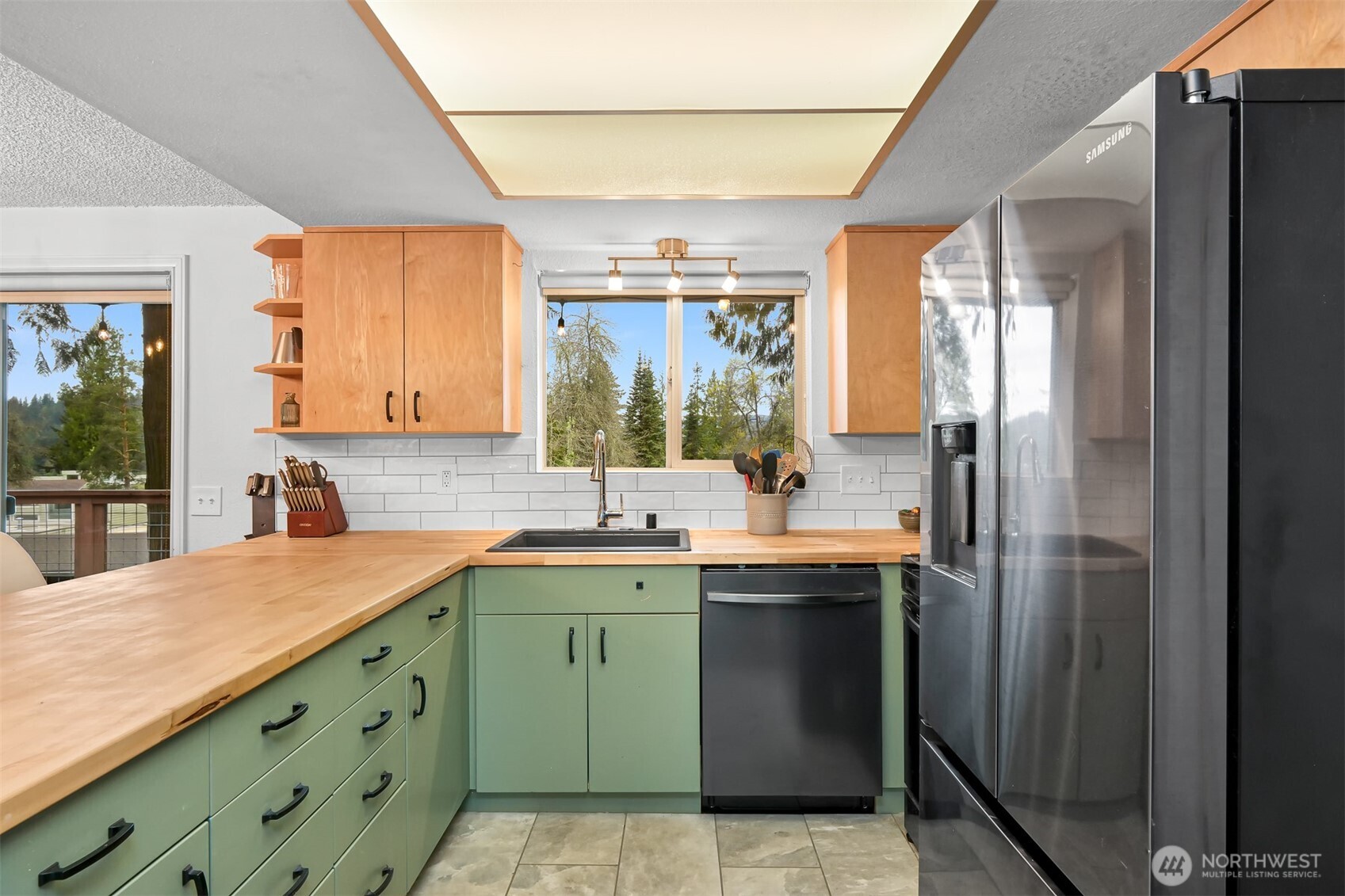 31 Marigold Drive , Bellingham, WA 98229-2747