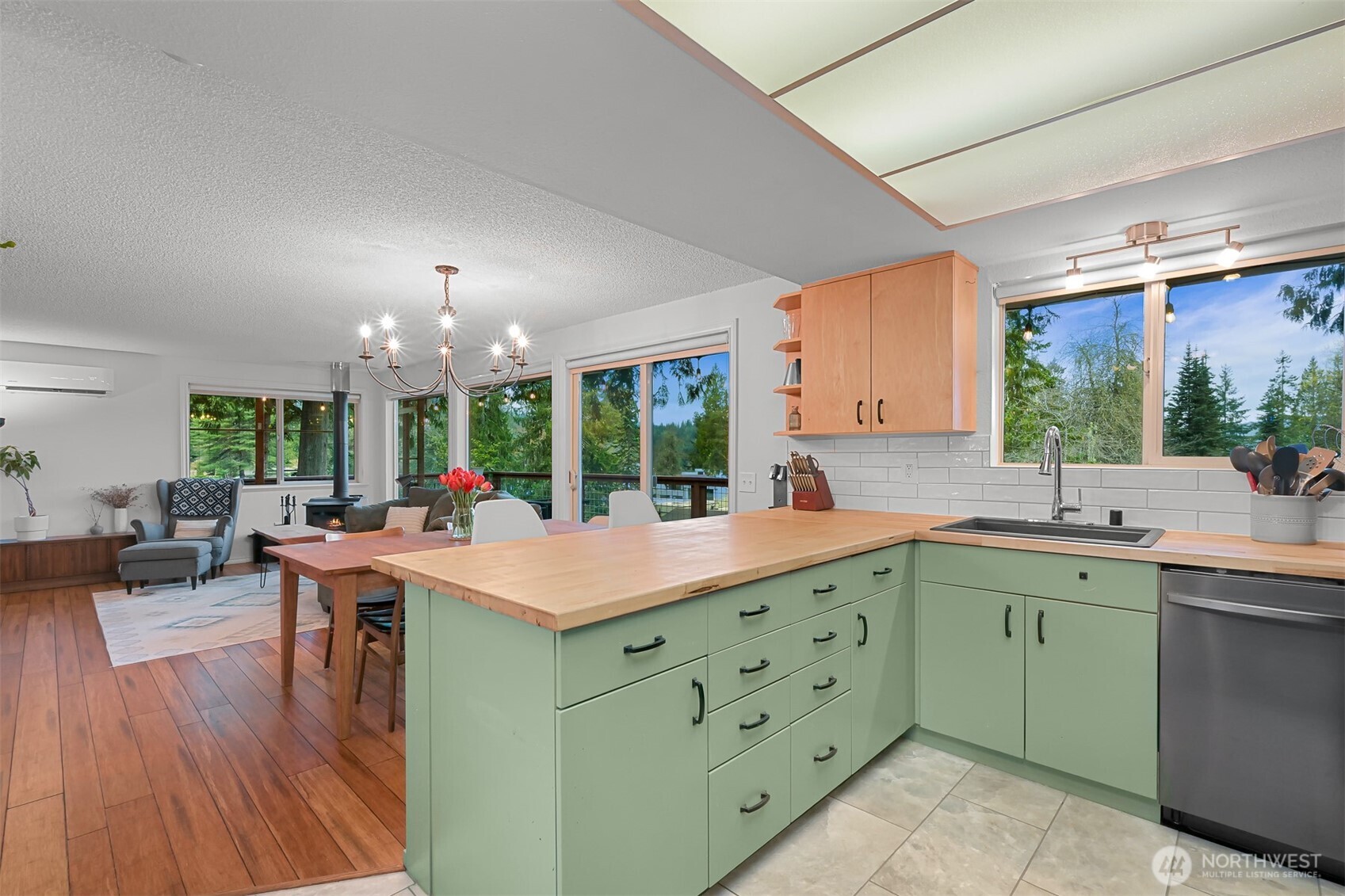31 Marigold Drive , Bellingham, WA 98229-2747