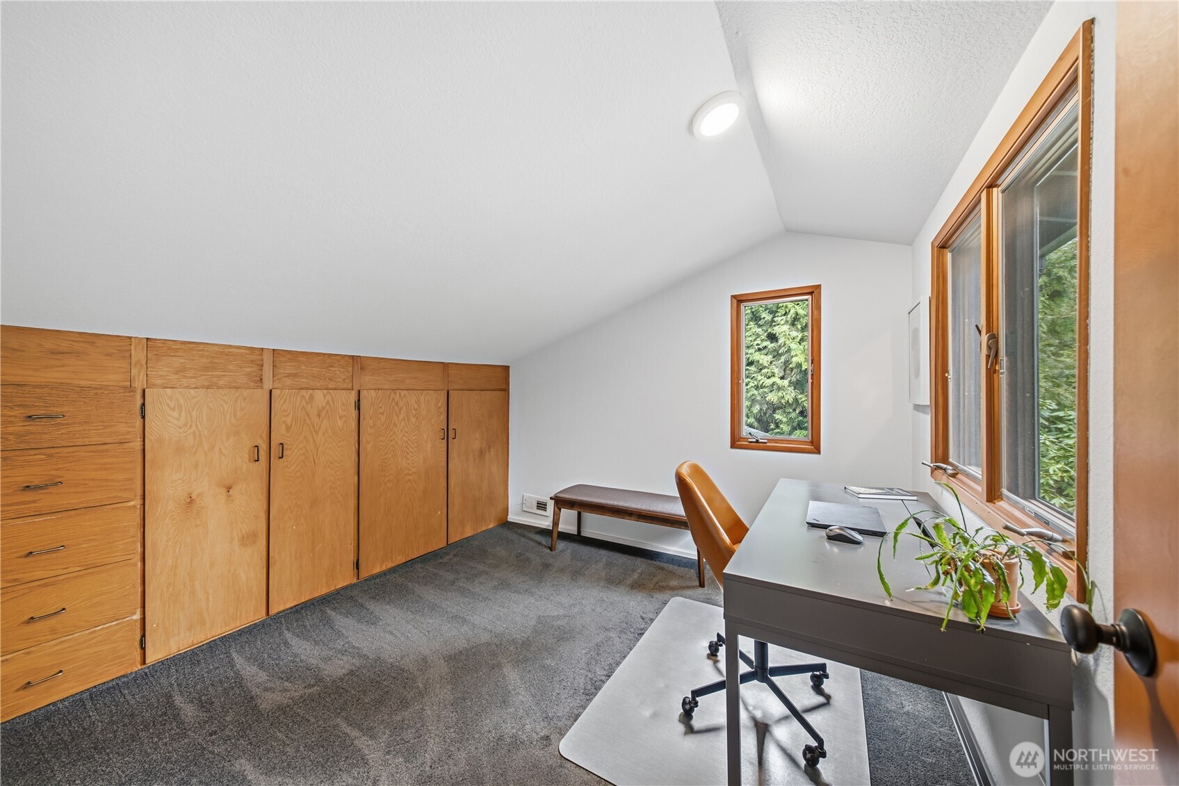 11907 103rd Avenue SW, Vashon, WA 98070