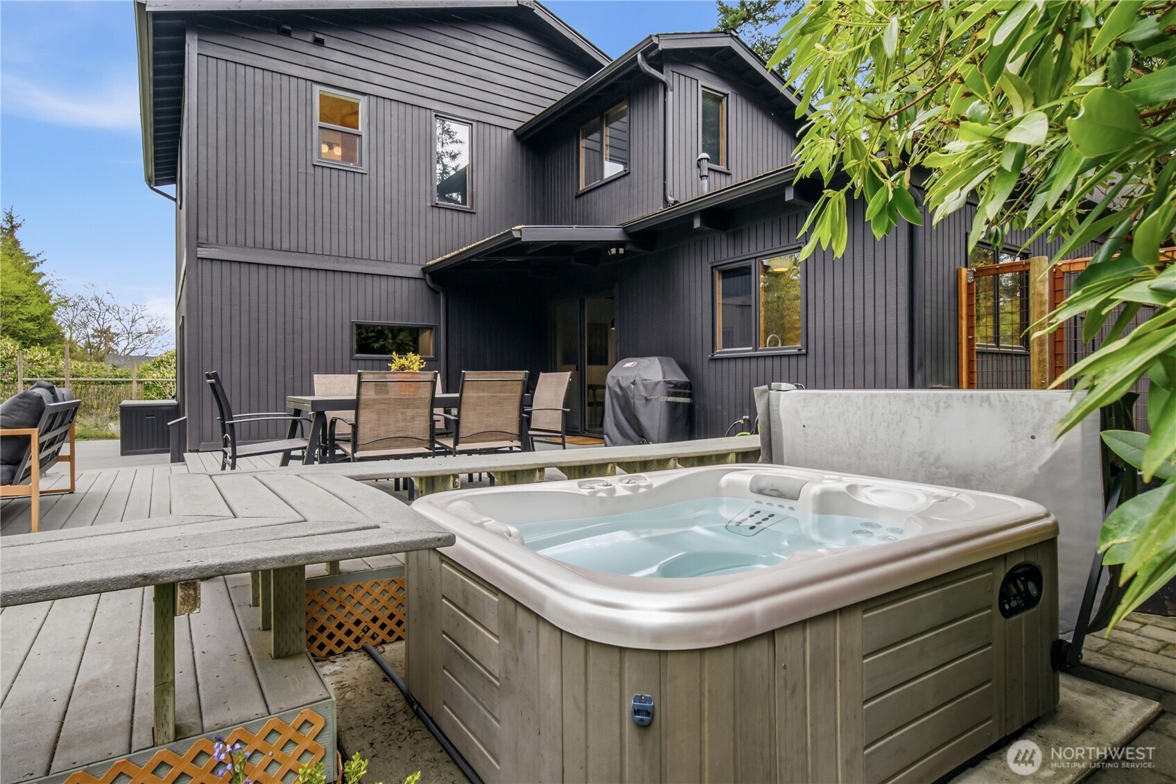 11907 103rd Avenue SW, Vashon, WA 98070