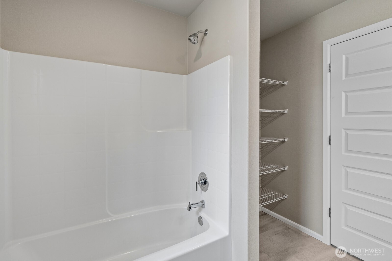 17354 129th Avenue E, Puyallup, WA 98374-9380