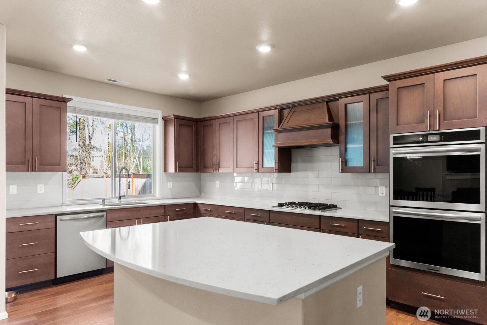 17354 129th Avenue E, Puyallup, WA 98374-9380