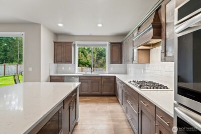 17354 129th Avenue E, Puyallup, WA 98374-9380 - Photo 5