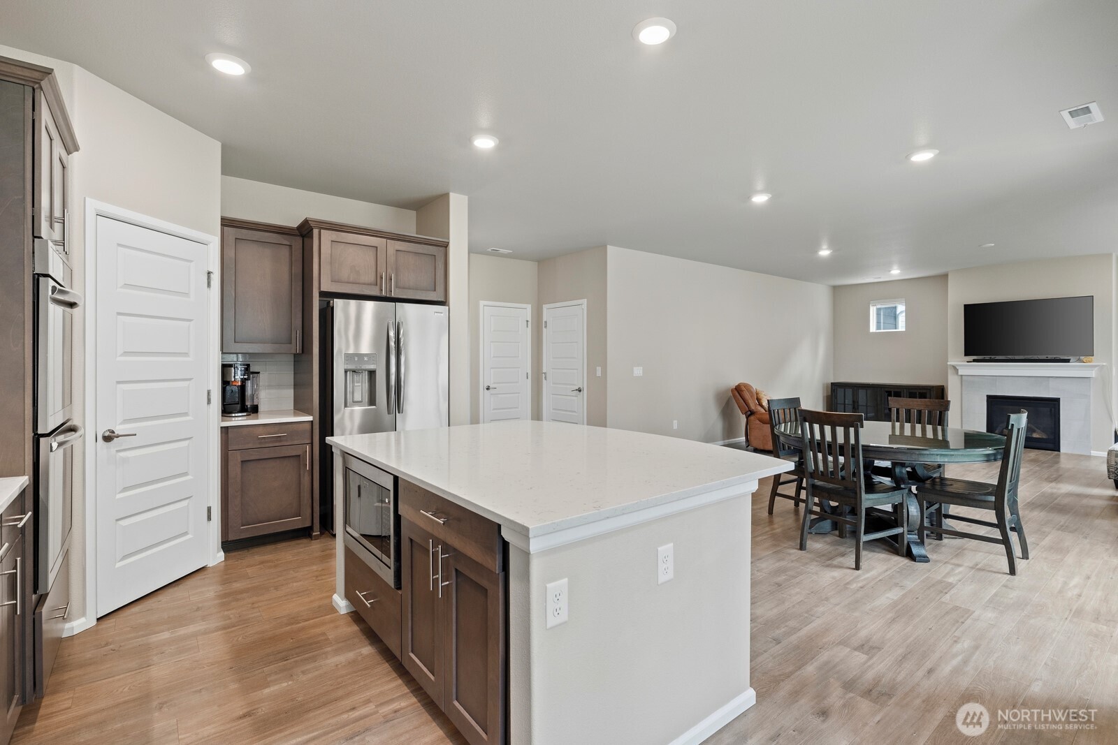 17354 129th Avenue E, Puyallup, WA 98374-9380