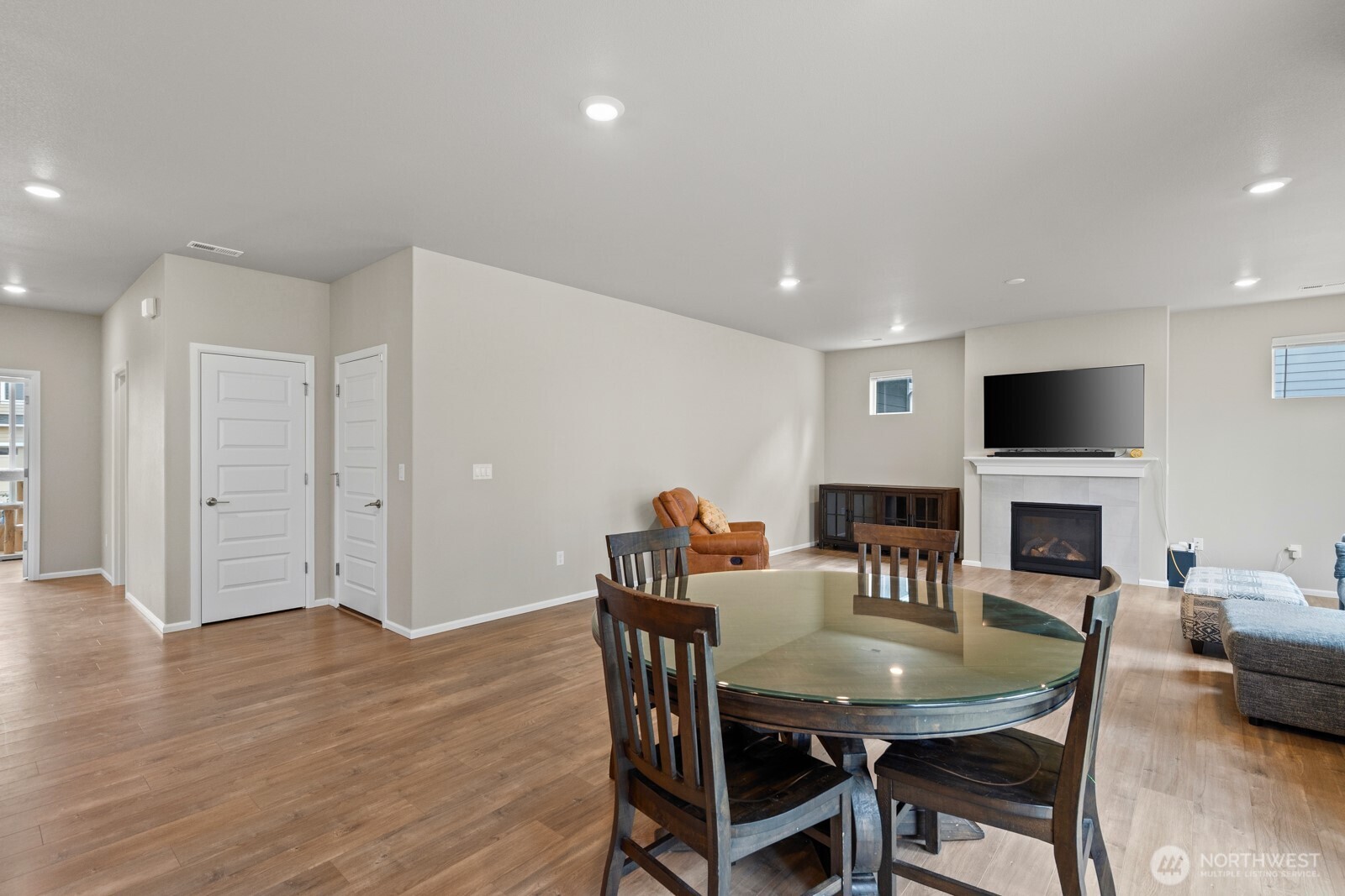 17354 129th Avenue E, Puyallup, WA 98374-9380