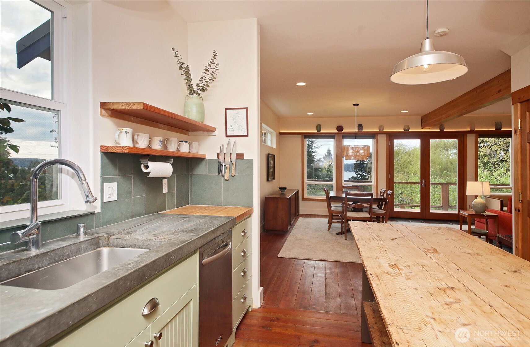 1871 Salmonberry Road , Langley, WA 98260