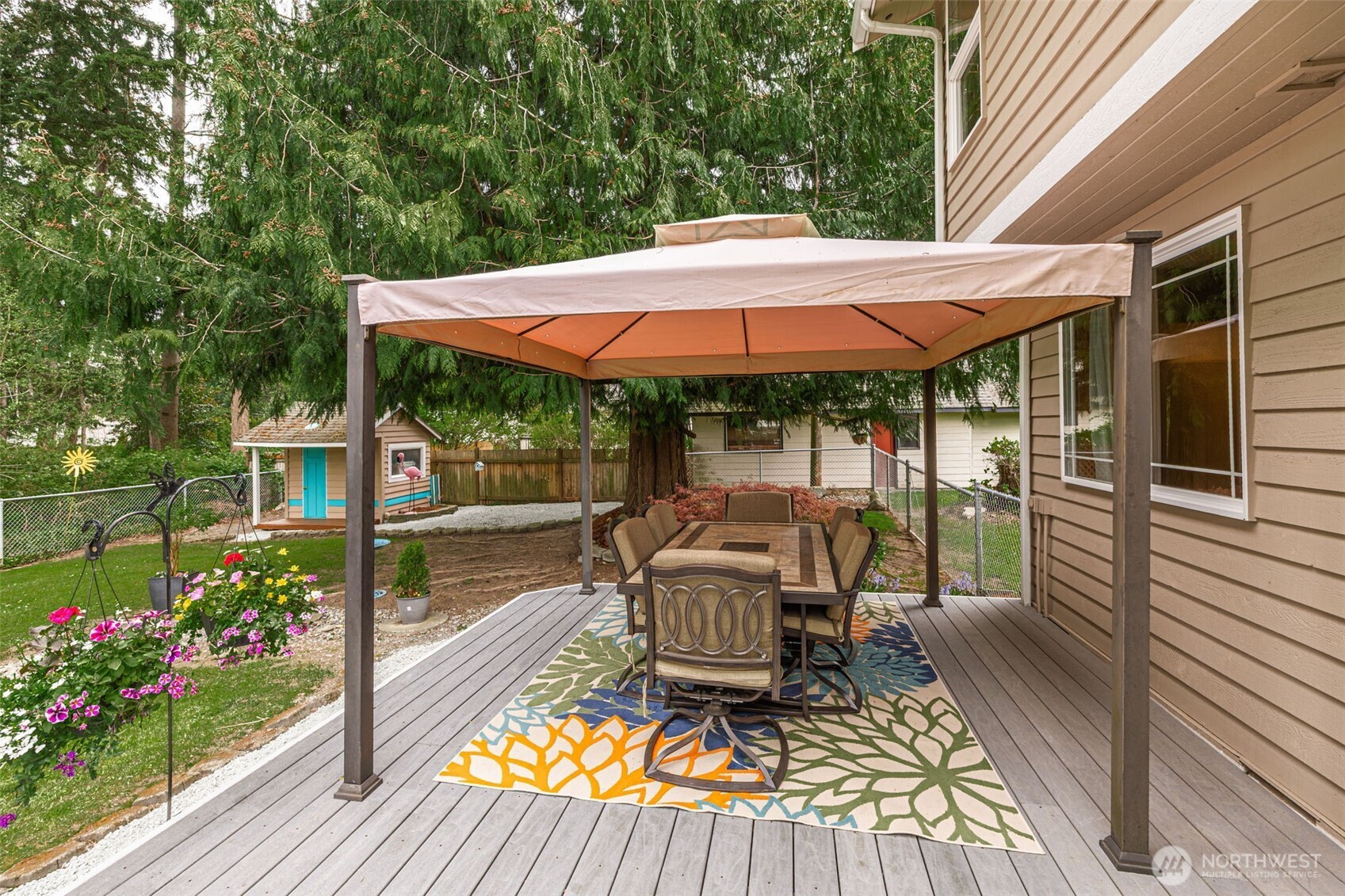 381 Cambrae Drive , Camano Island, WA 98282