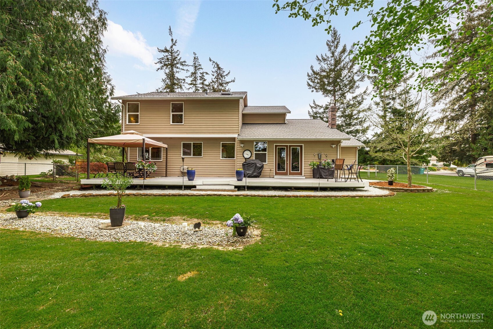 381 Cambrae Drive , Camano Island, WA 98282