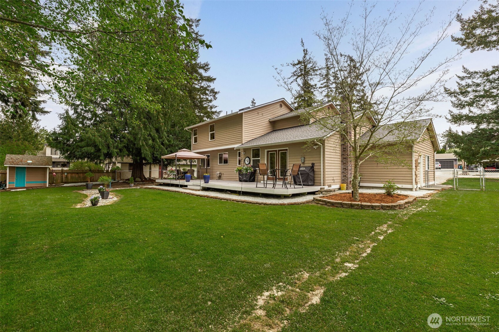 381 Cambrae Drive , Camano Island, WA 98282