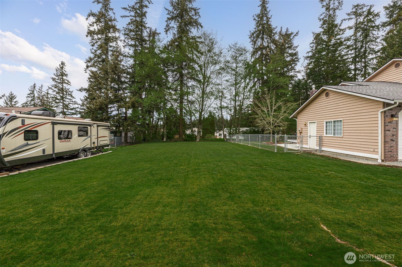 381 Cambrae Drive , Camano Island, WA 98282