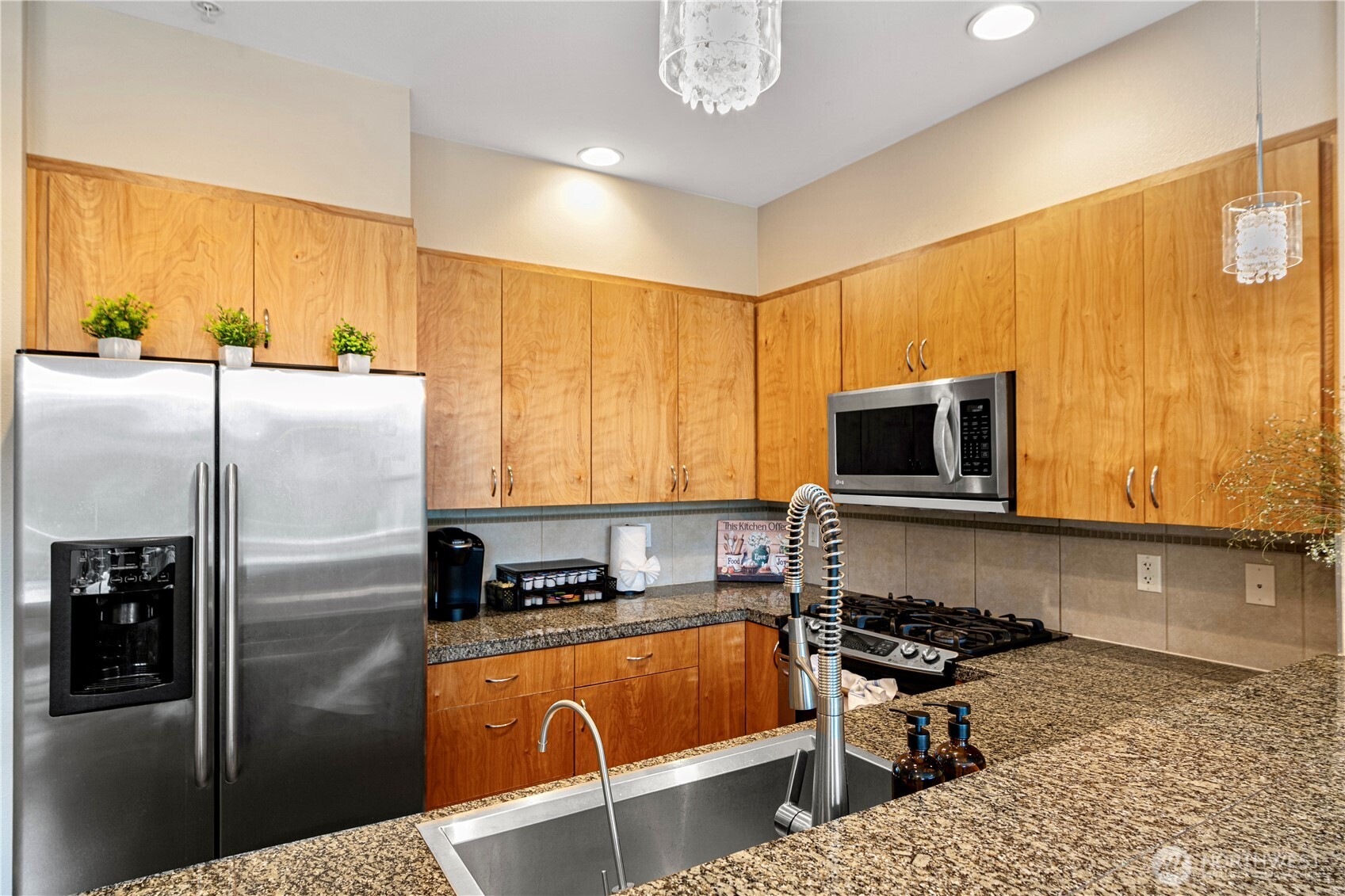 162 Cougar Ridge Road NW #1104, Issaquah, WA 98027