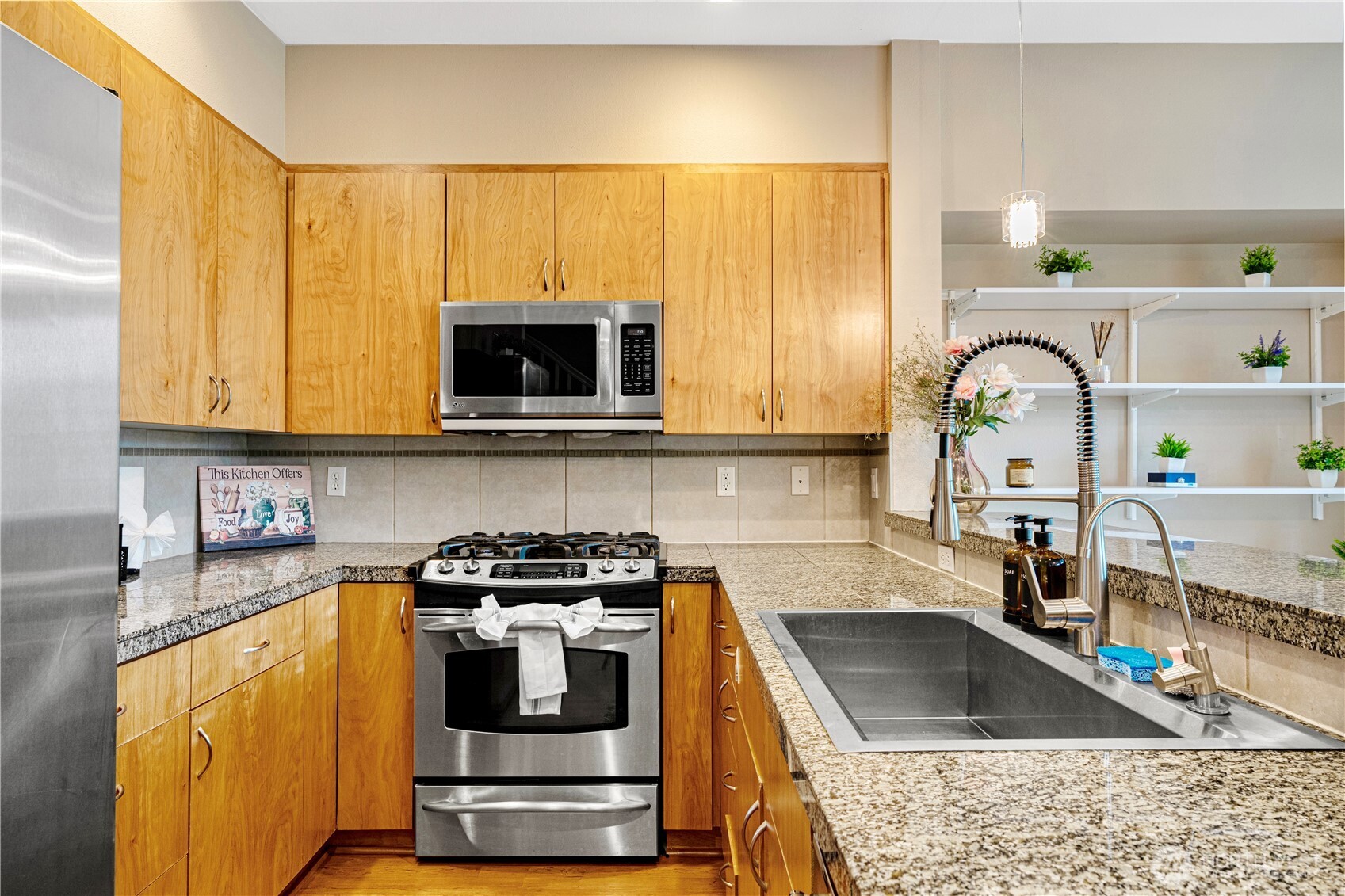 162 Cougar Ridge Road NW #1104, Issaquah, WA 98027