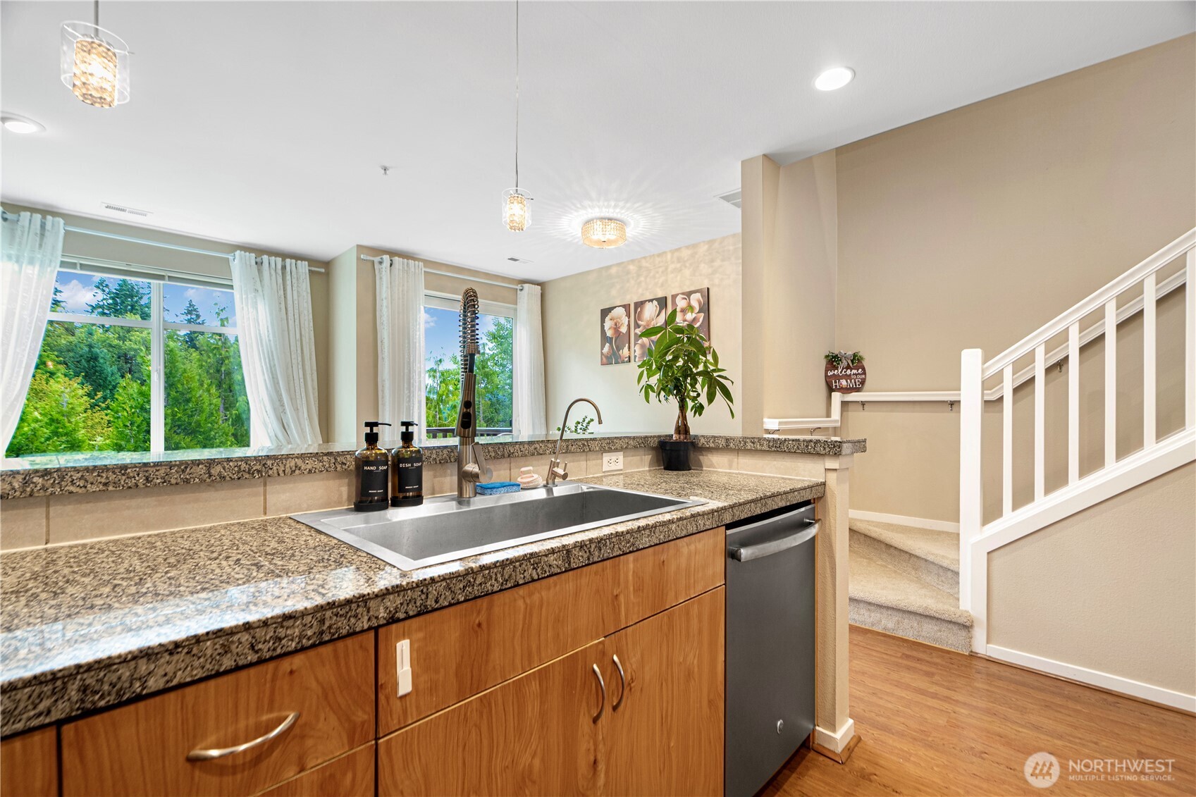 162 Cougar Ridge Road NW #1104, Issaquah, WA 98027
