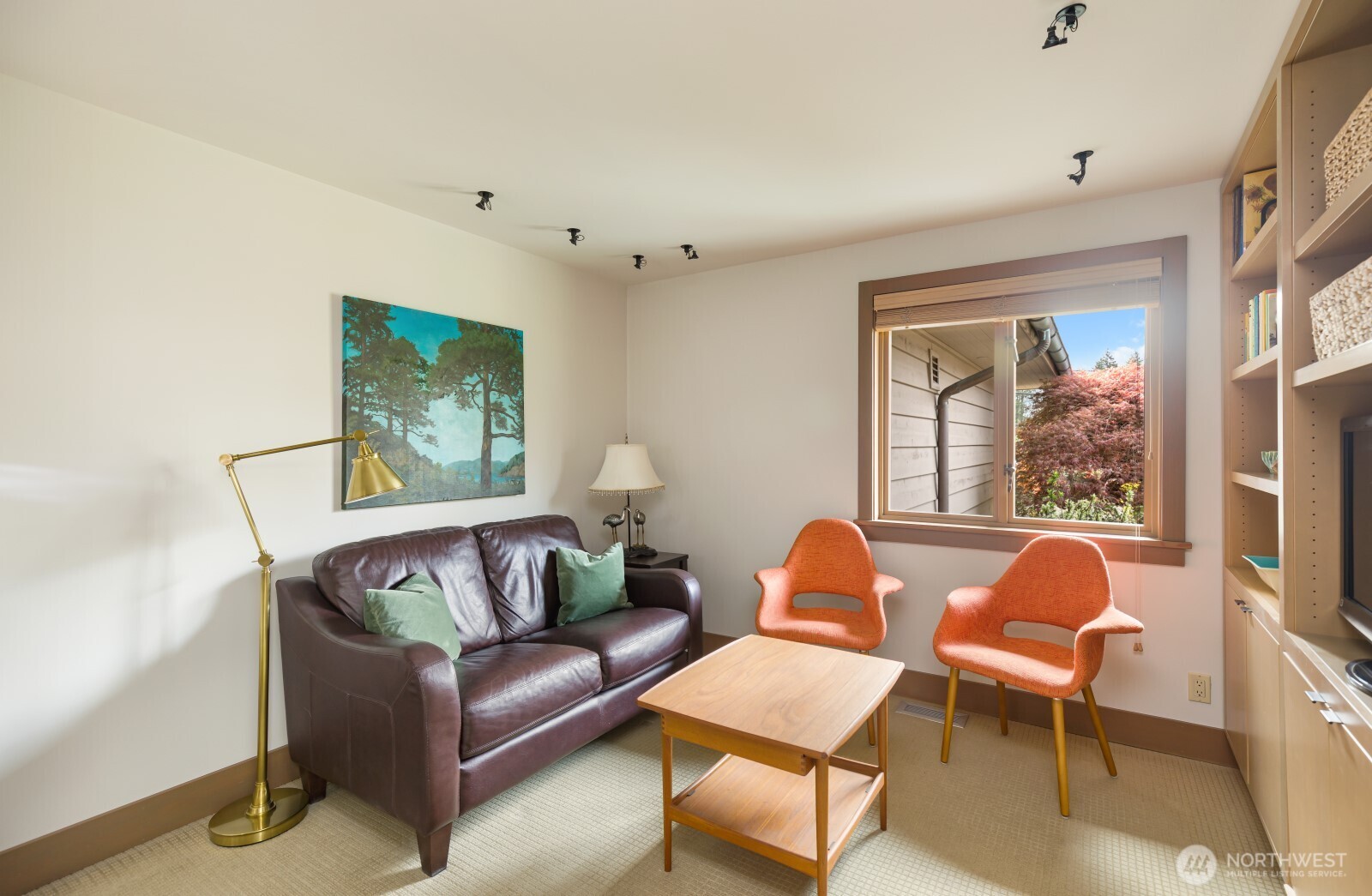 8028 45th Avenue NE, Seattle, WA 98115