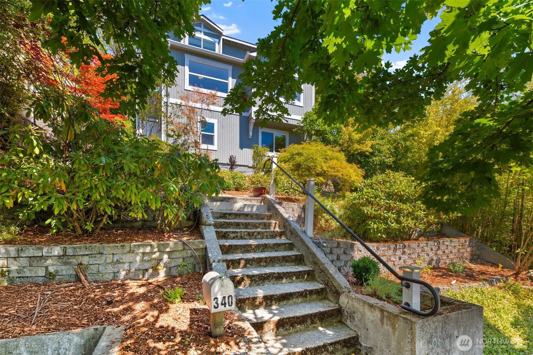340 NE 53rd Street , Seattle, WA 98105