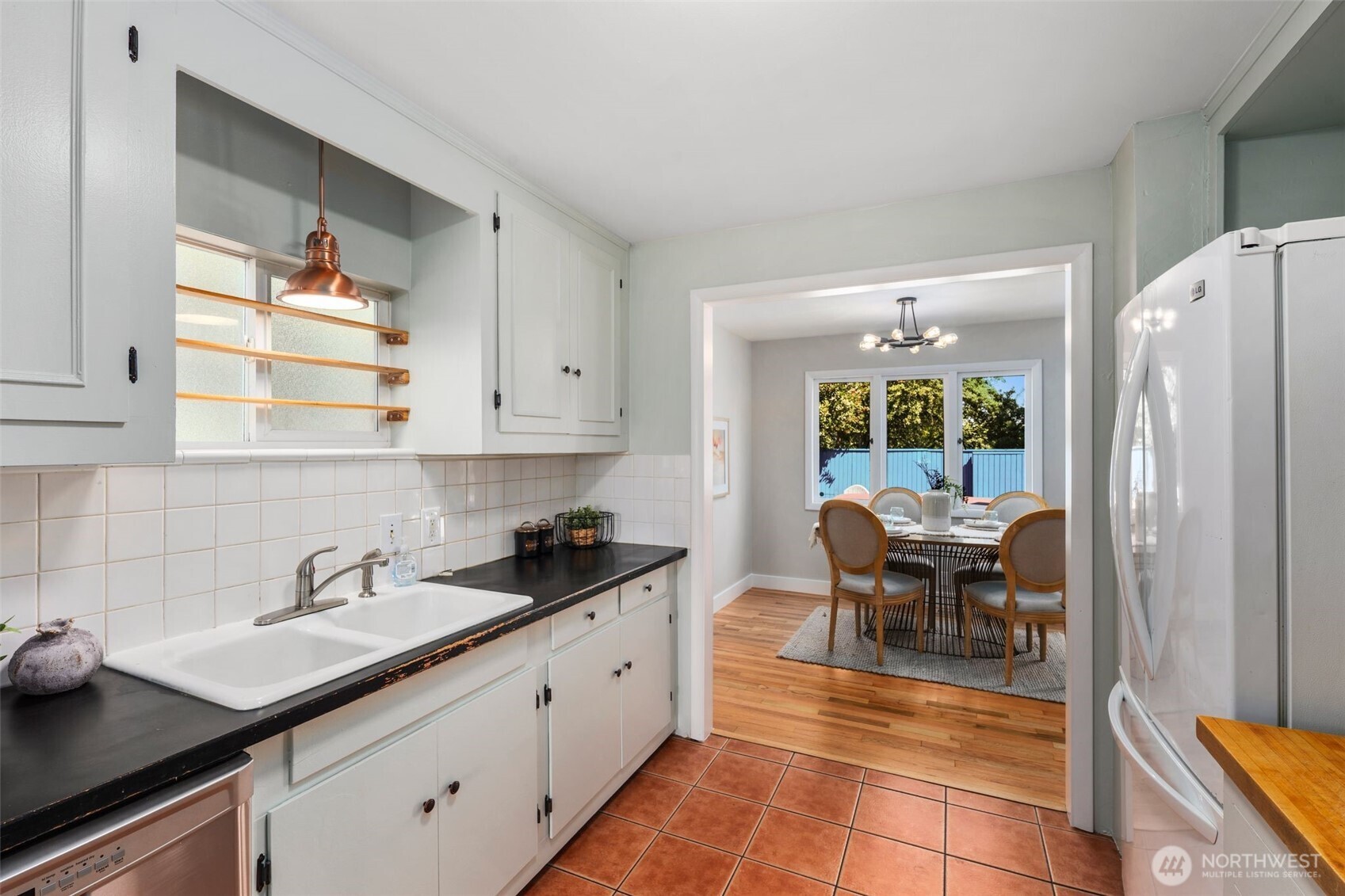 340 NE 53rd Street , Seattle, WA 98105