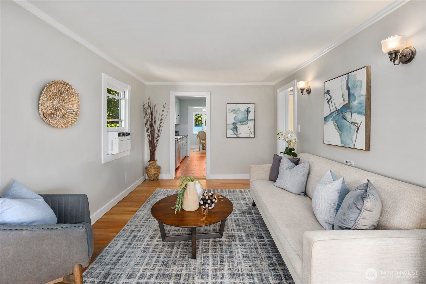 340 NE 53rd Street , Seattle, WA 98105