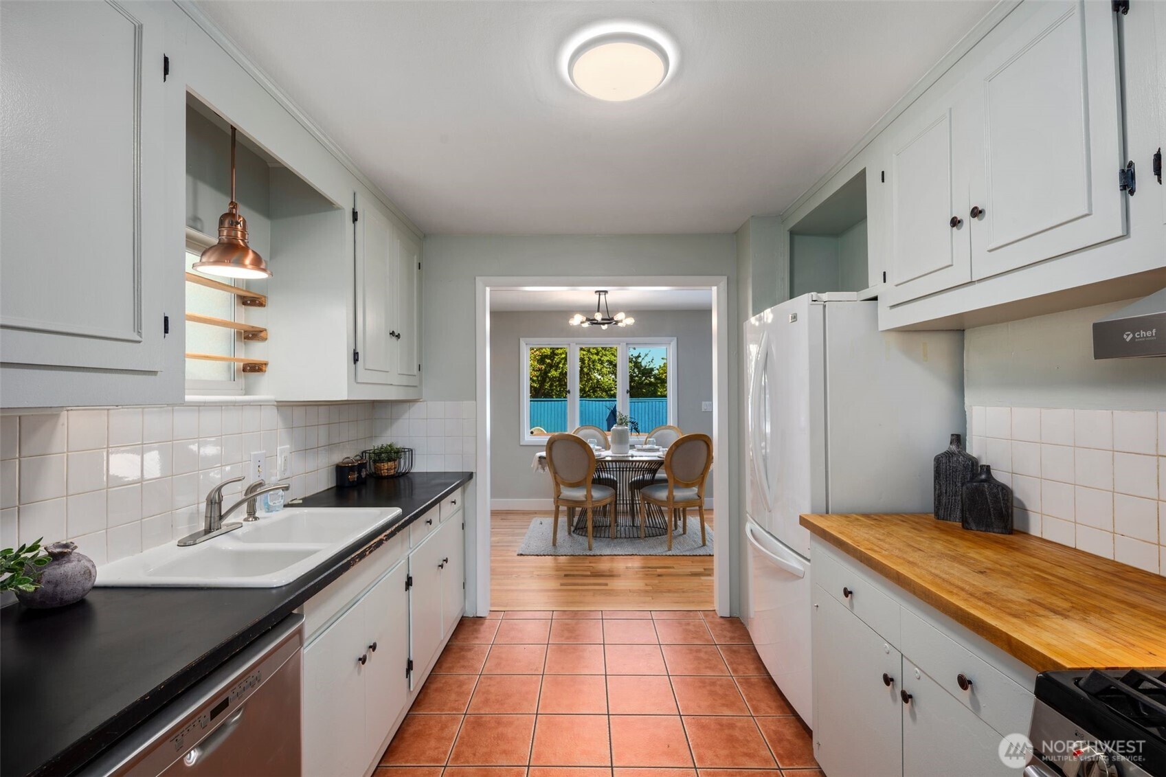 340 NE 53rd Street , Seattle, WA 98105
