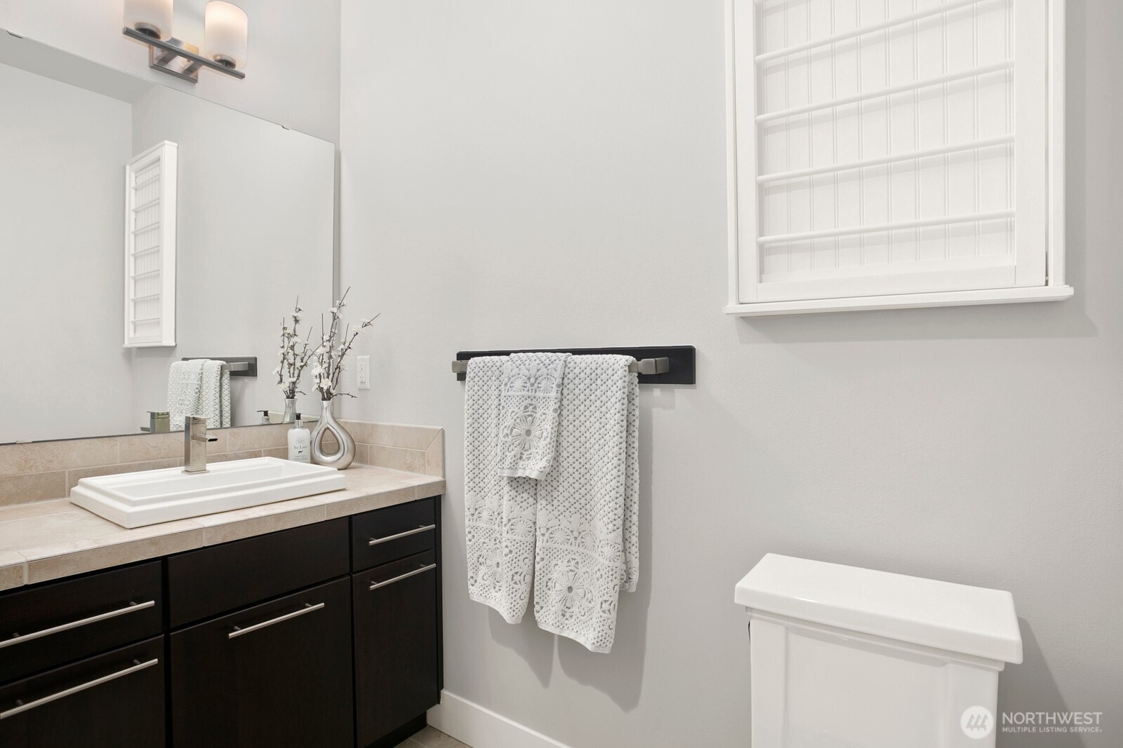 20025 6th Place W, Lynnwood, WA 98036-5255