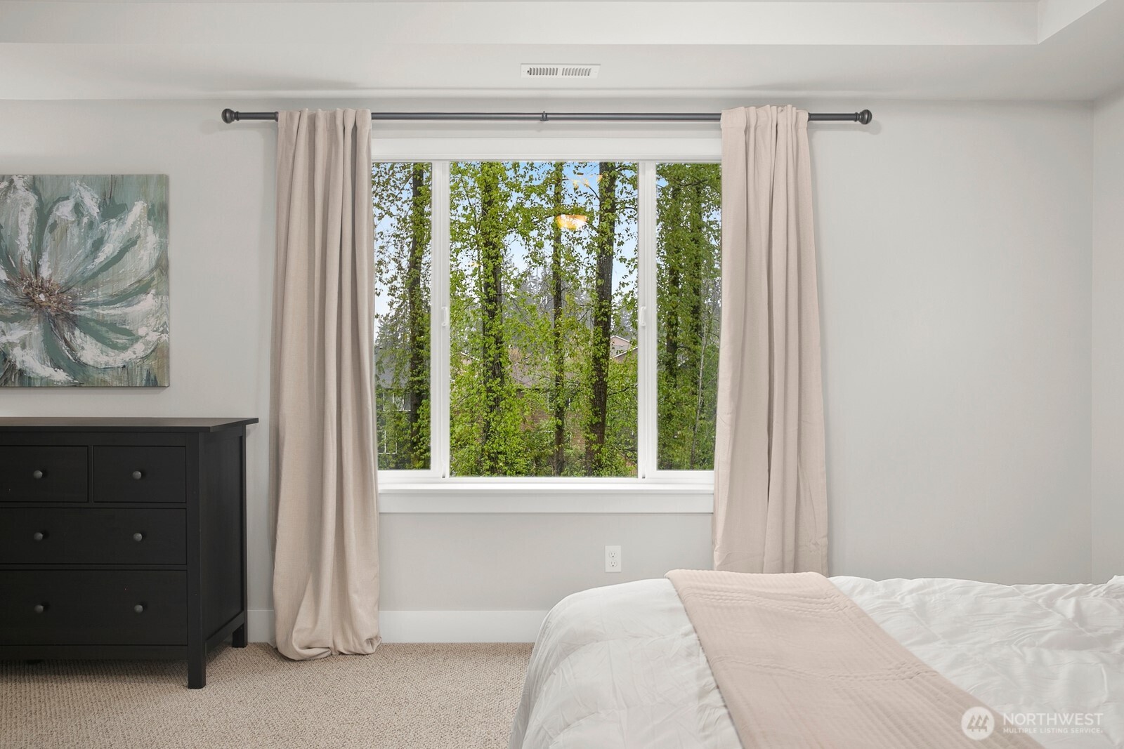 20025 6th Place W, Lynnwood, WA 98036-5255