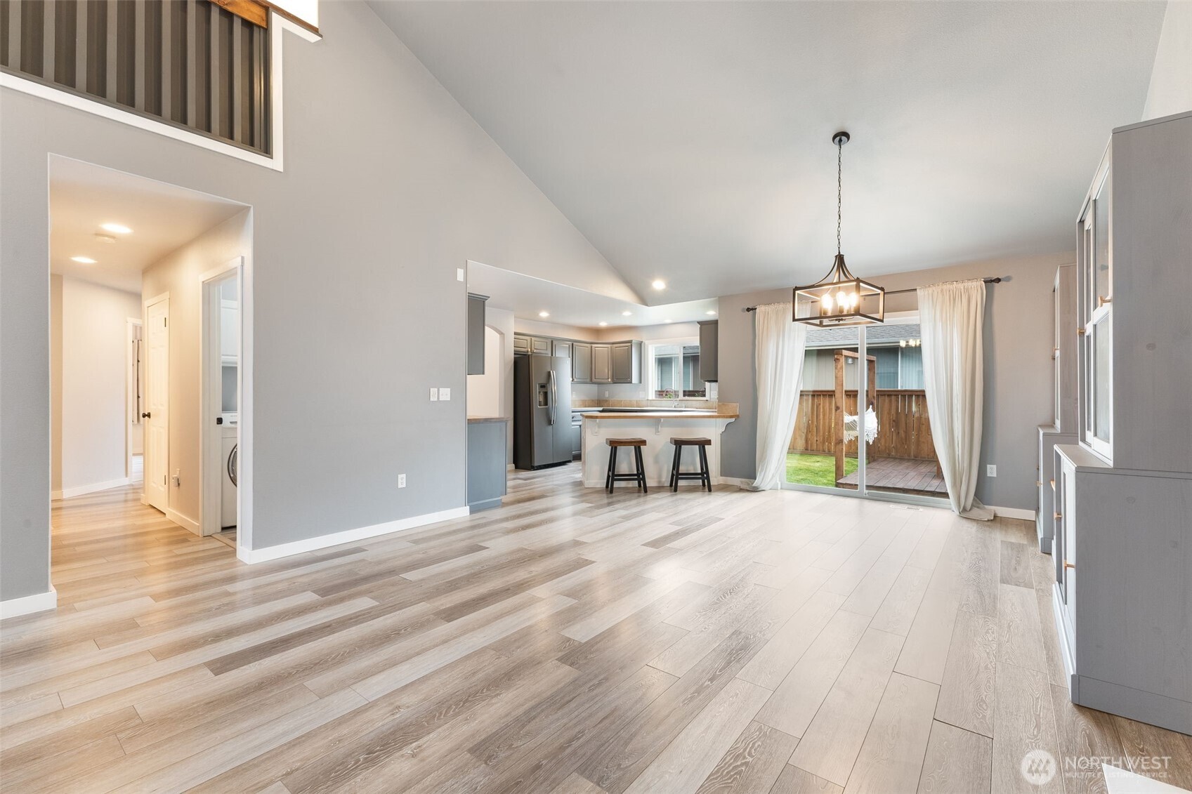 17807 25th Avenue E, Tacoma, WA 98445
