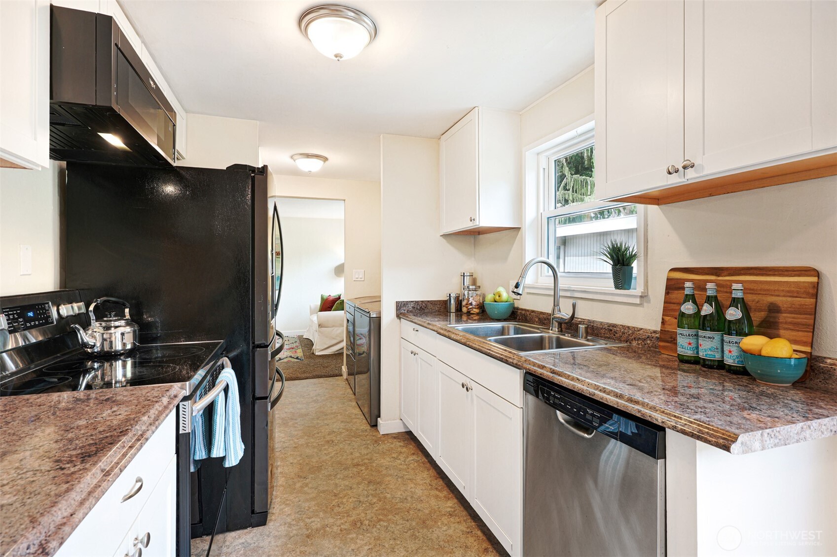 8005 220th Street SW, Edmonds, WA 98026