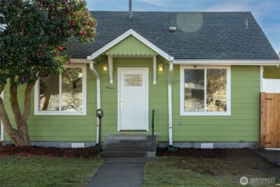 418 W Main , Puyallup, WA 98371-5324 - Photo 1