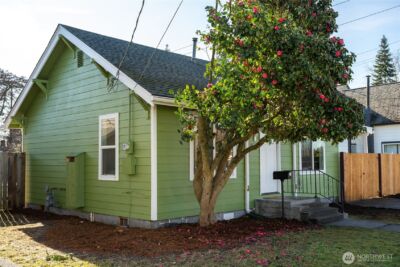 418 W Main , Puyallup, WA 98371-5324 - Photo 23