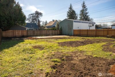 418 W Main , Puyallup, WA 98371-5324 - Photo 31